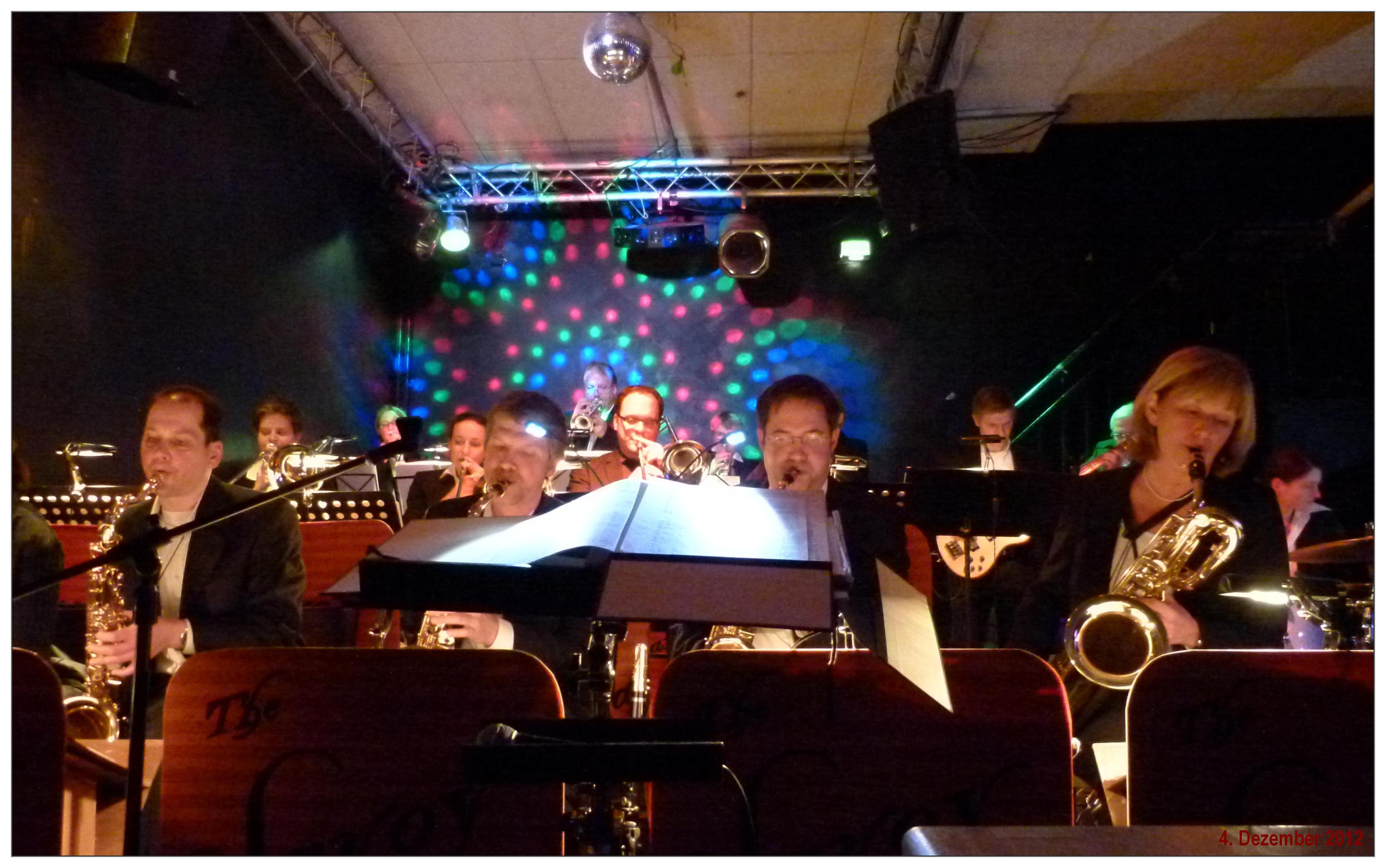 003 The Savoy Big Band birdland